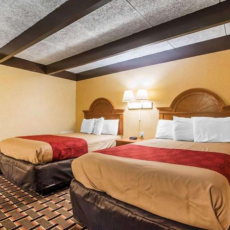 Econo Lodge New Paltz Εξωτερικό φωτογραφία