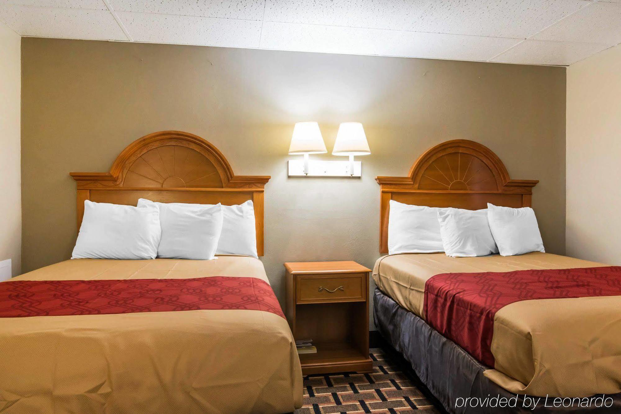 Econo Lodge New Paltz Εξωτερικό φωτογραφία