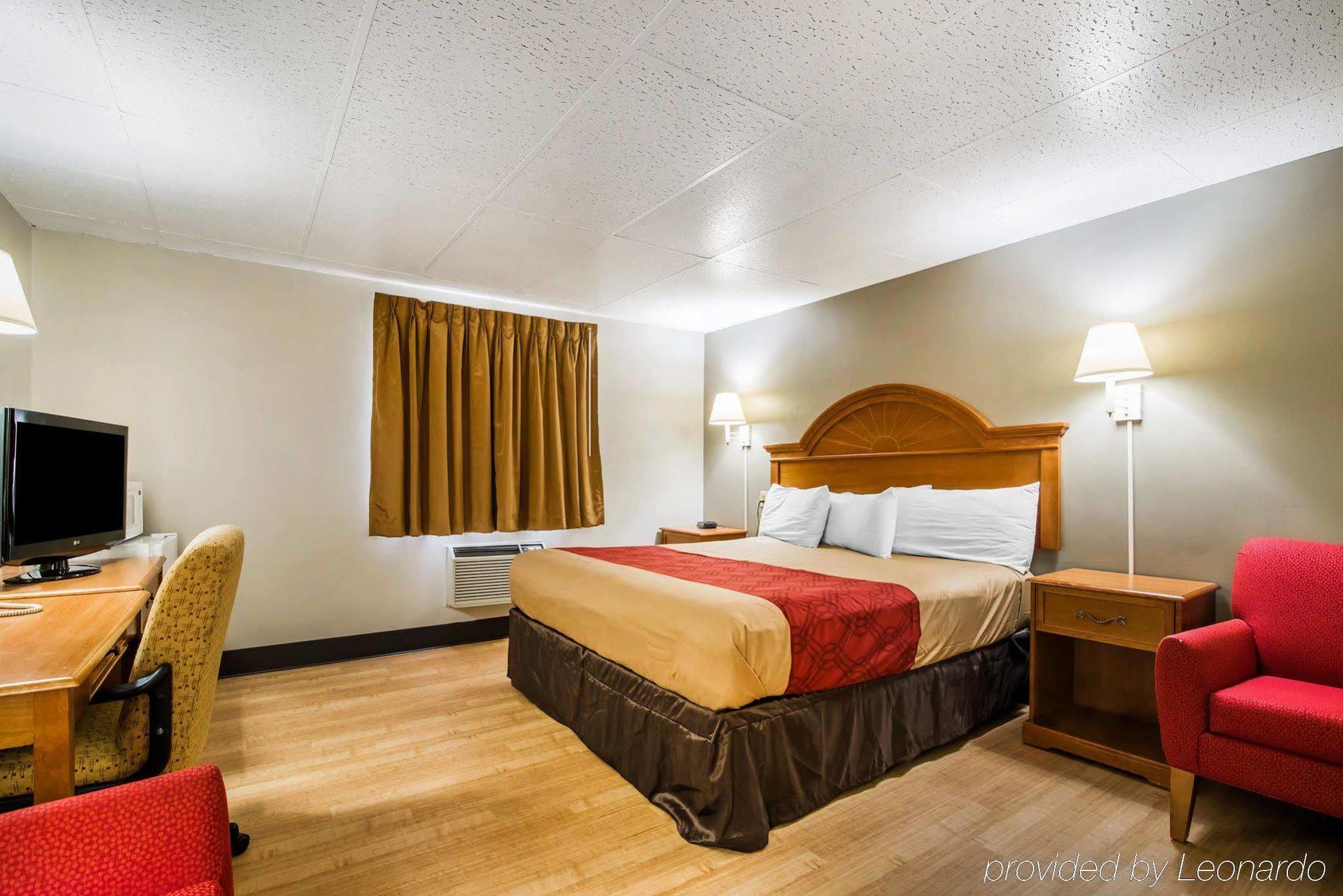 Econo Lodge New Paltz Εξωτερικό φωτογραφία