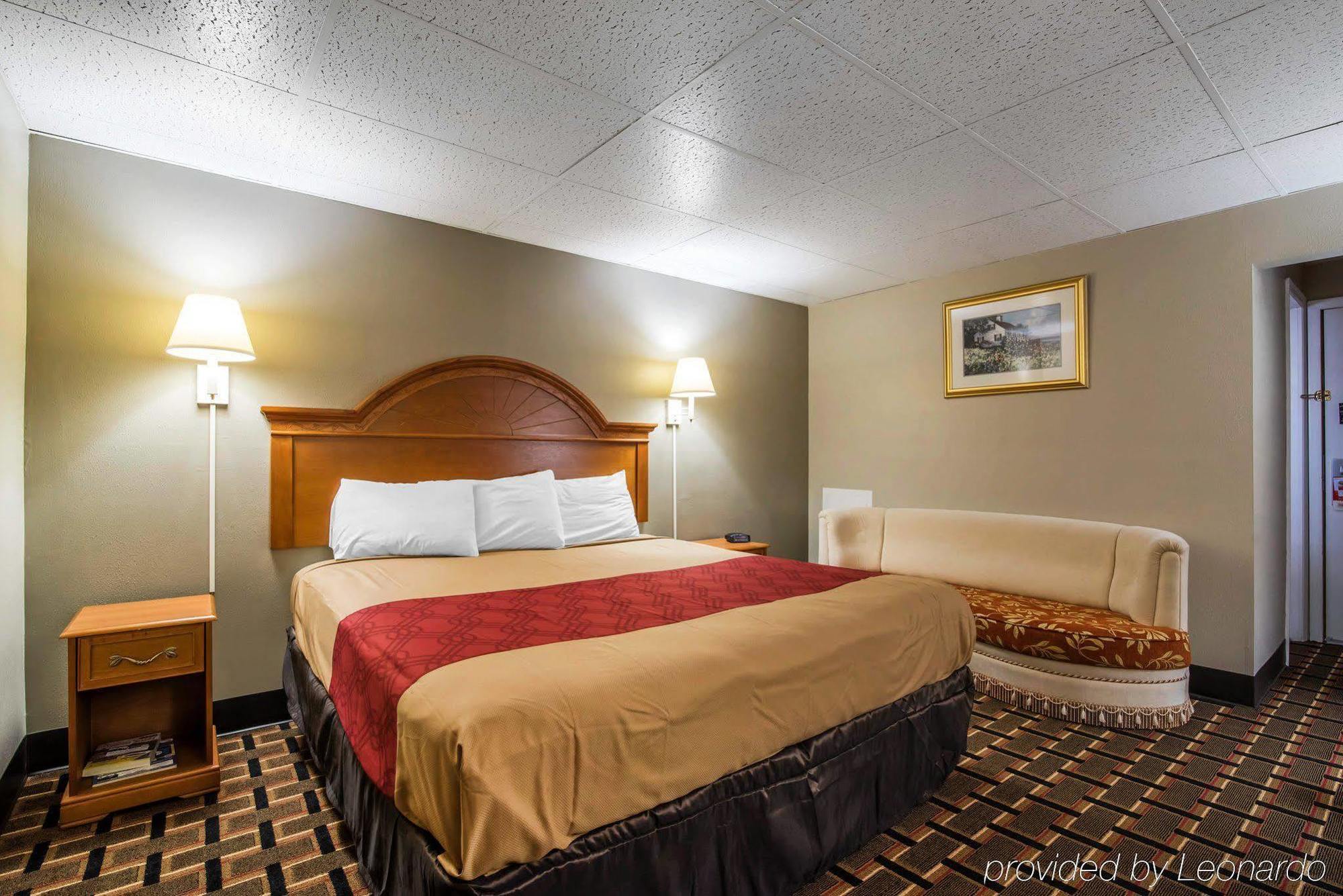 Econo Lodge New Paltz Εξωτερικό φωτογραφία