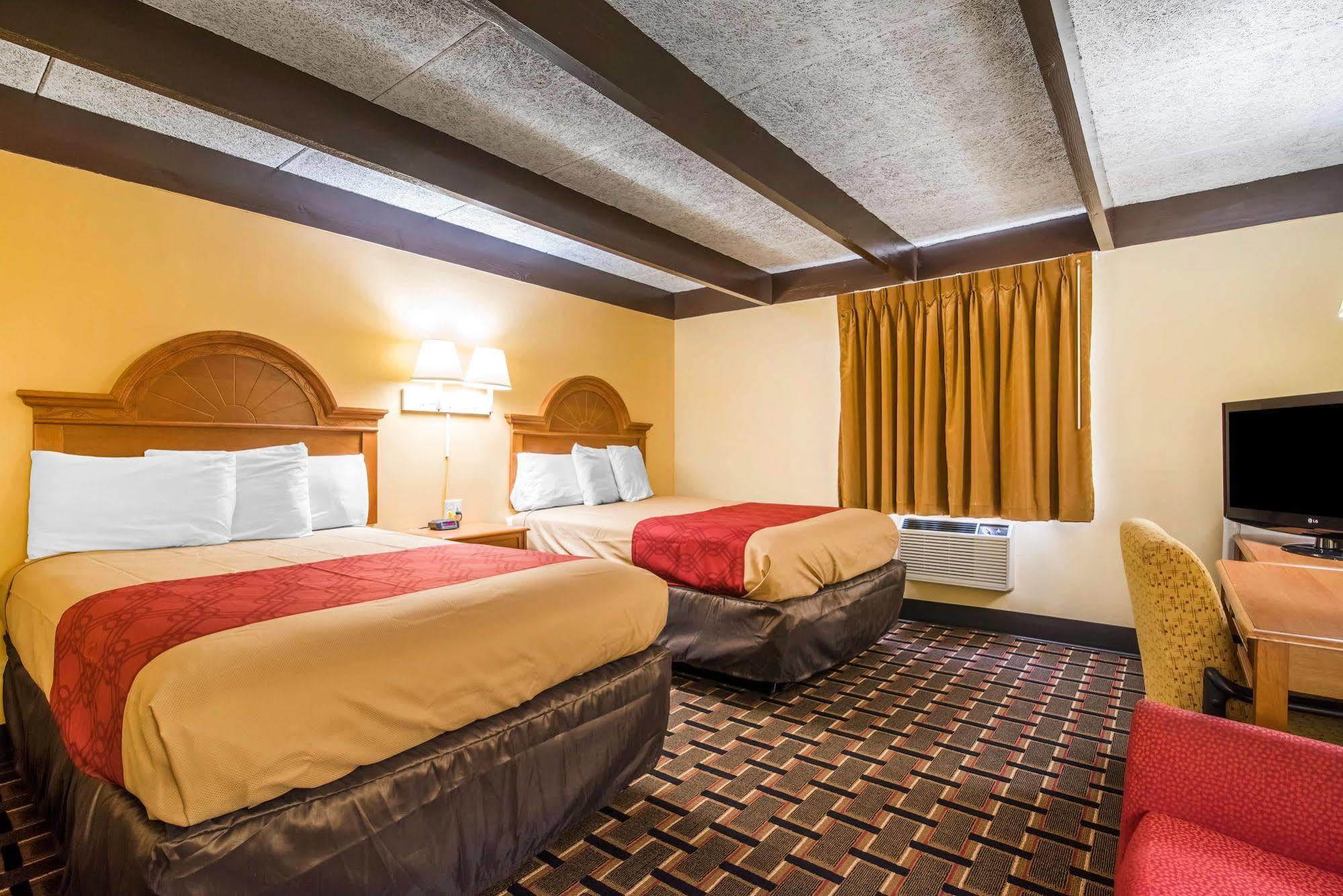 Econo Lodge New Paltz Εξωτερικό φωτογραφία