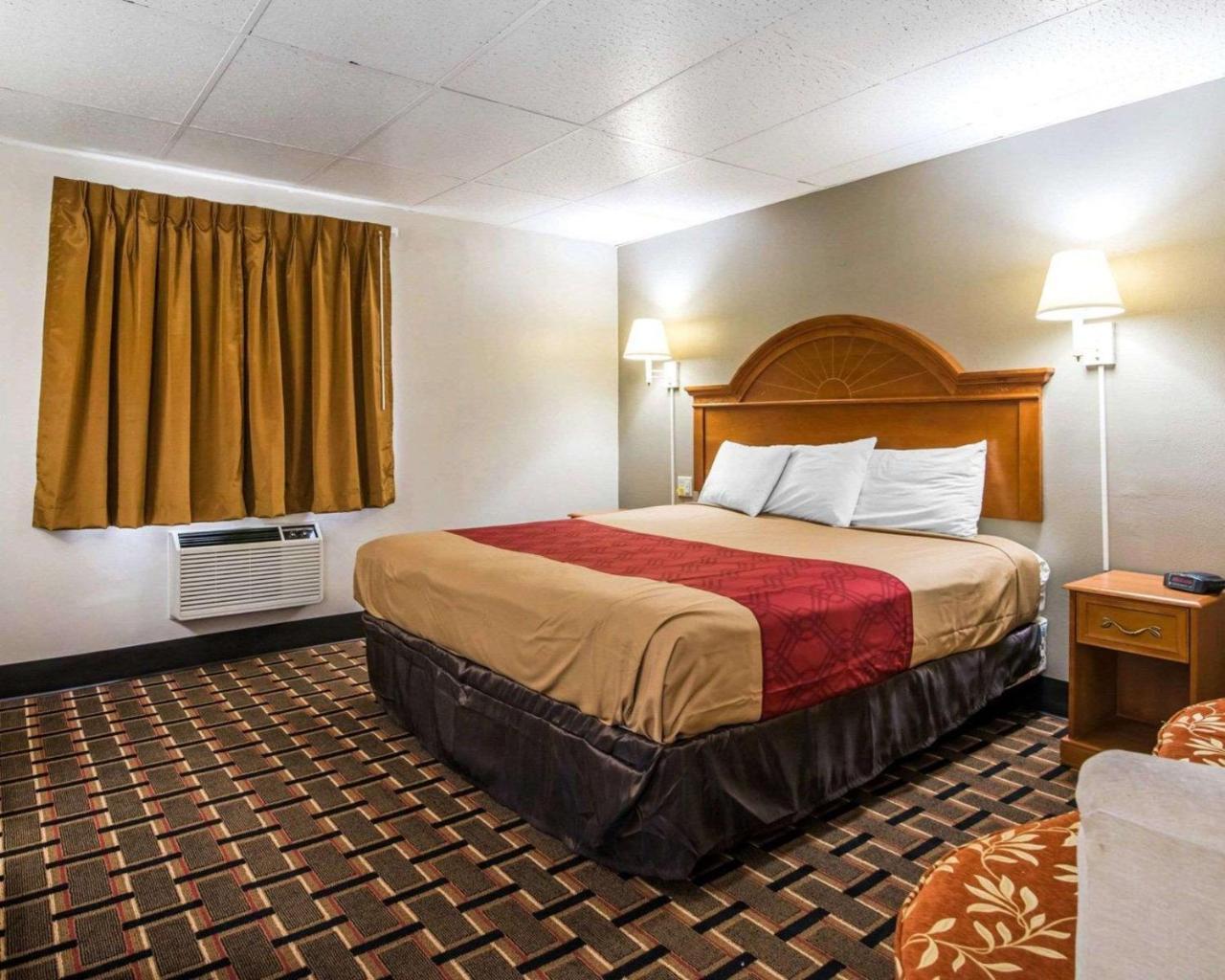 Econo Lodge New Paltz Εξωτερικό φωτογραφία