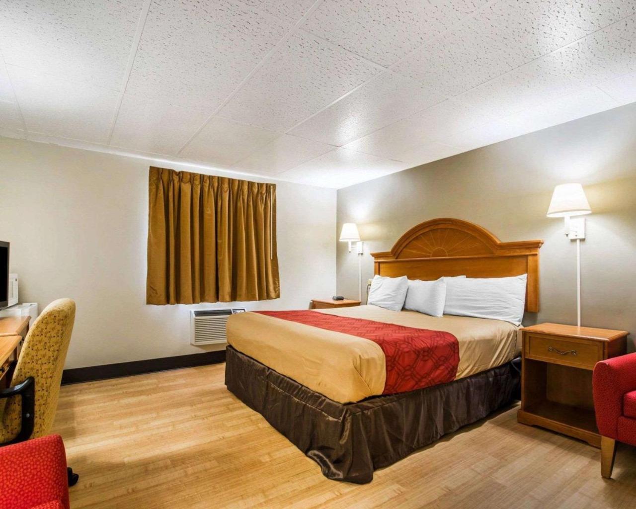 Econo Lodge New Paltz Εξωτερικό φωτογραφία
