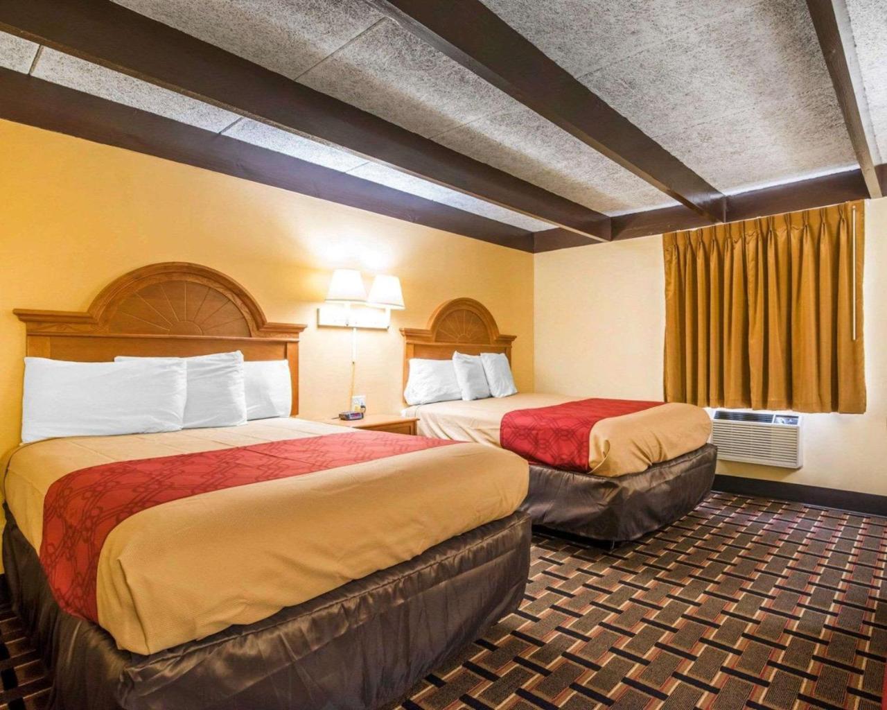 Econo Lodge New Paltz Εξωτερικό φωτογραφία