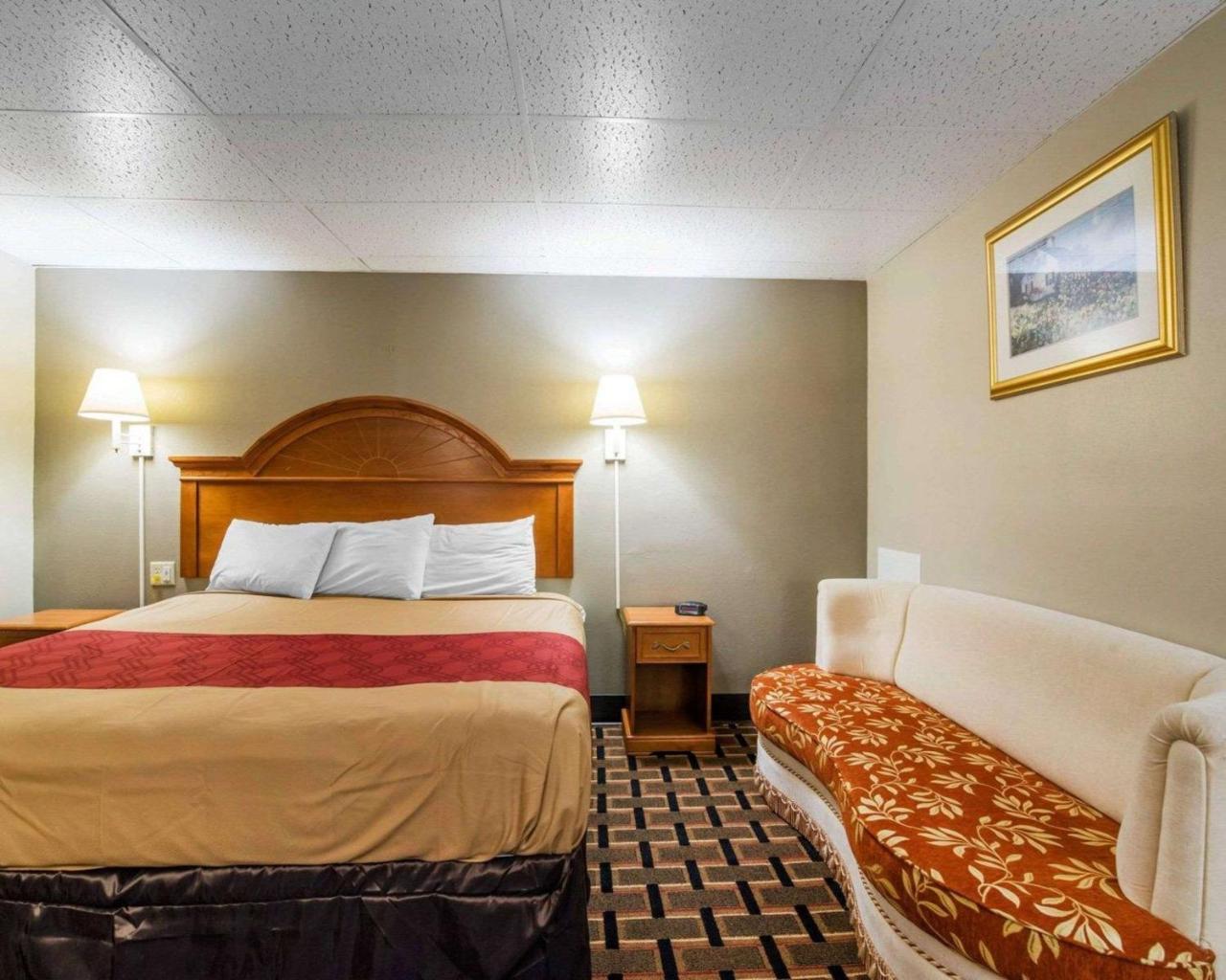 Econo Lodge New Paltz Εξωτερικό φωτογραφία